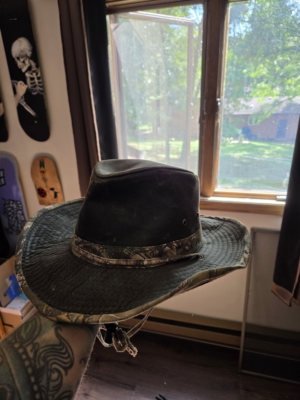 Legendary Whitetails Waxed Canvas Camo Safari Bush Hat L